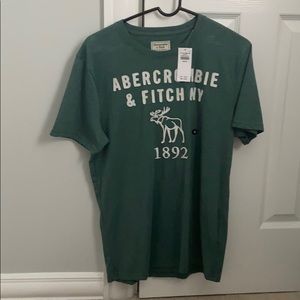 abercrombie & fitch tee medium